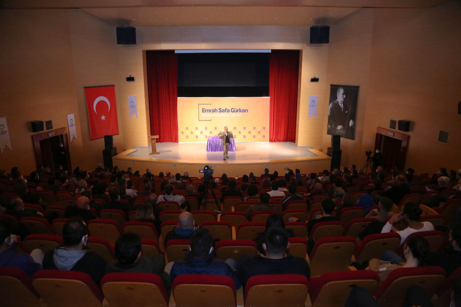 “SULTANIN KORSANLARI VE CASUSLARI” TARİHTE YOLCULUĞA ÇIKARDI